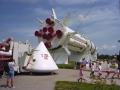 .., Florida, KSC - Capsule and Saturn V Engine