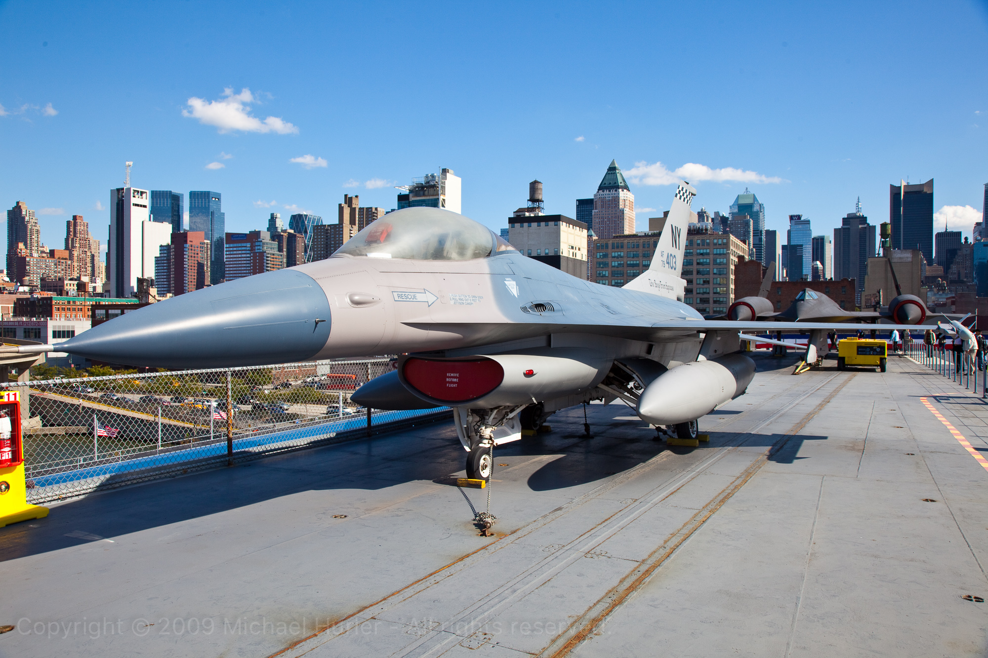11.10.2009, New York und Chicago, Auf der USS Intrepid