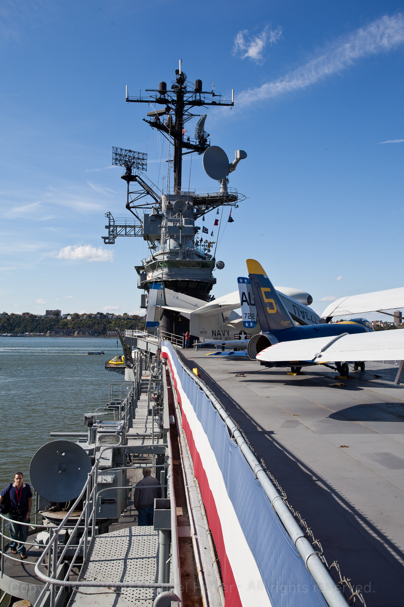 11.10.2009, New York und Chicago, Auf der USS Intrepid