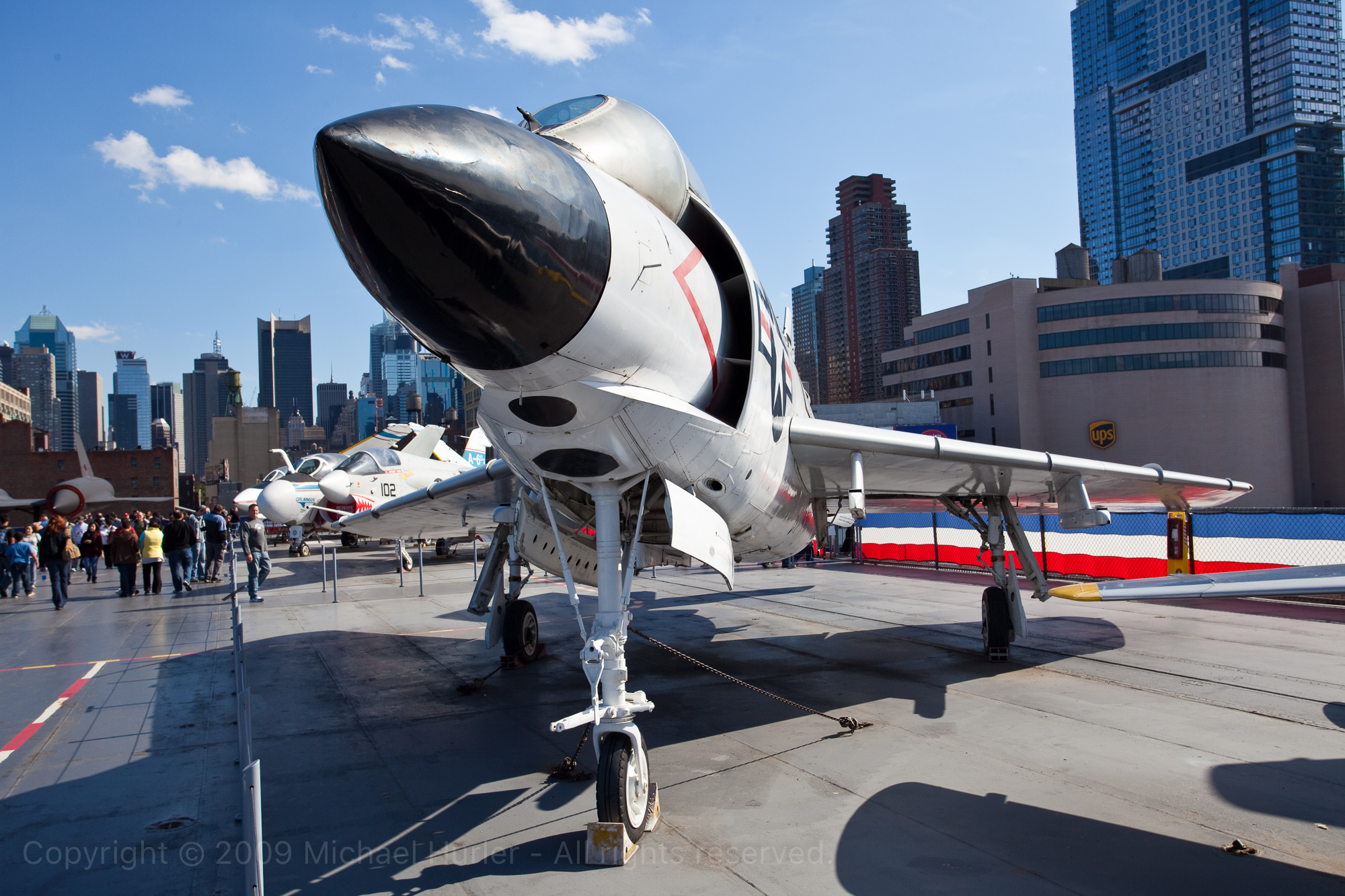11.10.2009, New York und Chicago, Auf der USS Intrepid