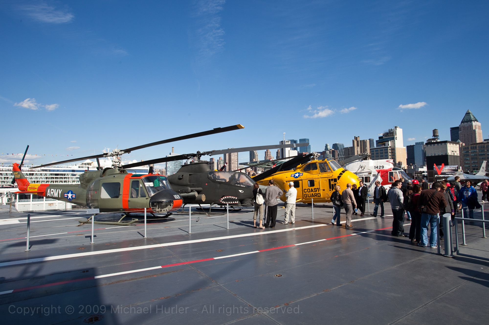 11.10.2009, New York und Chicago, Auf der USS Intrepid