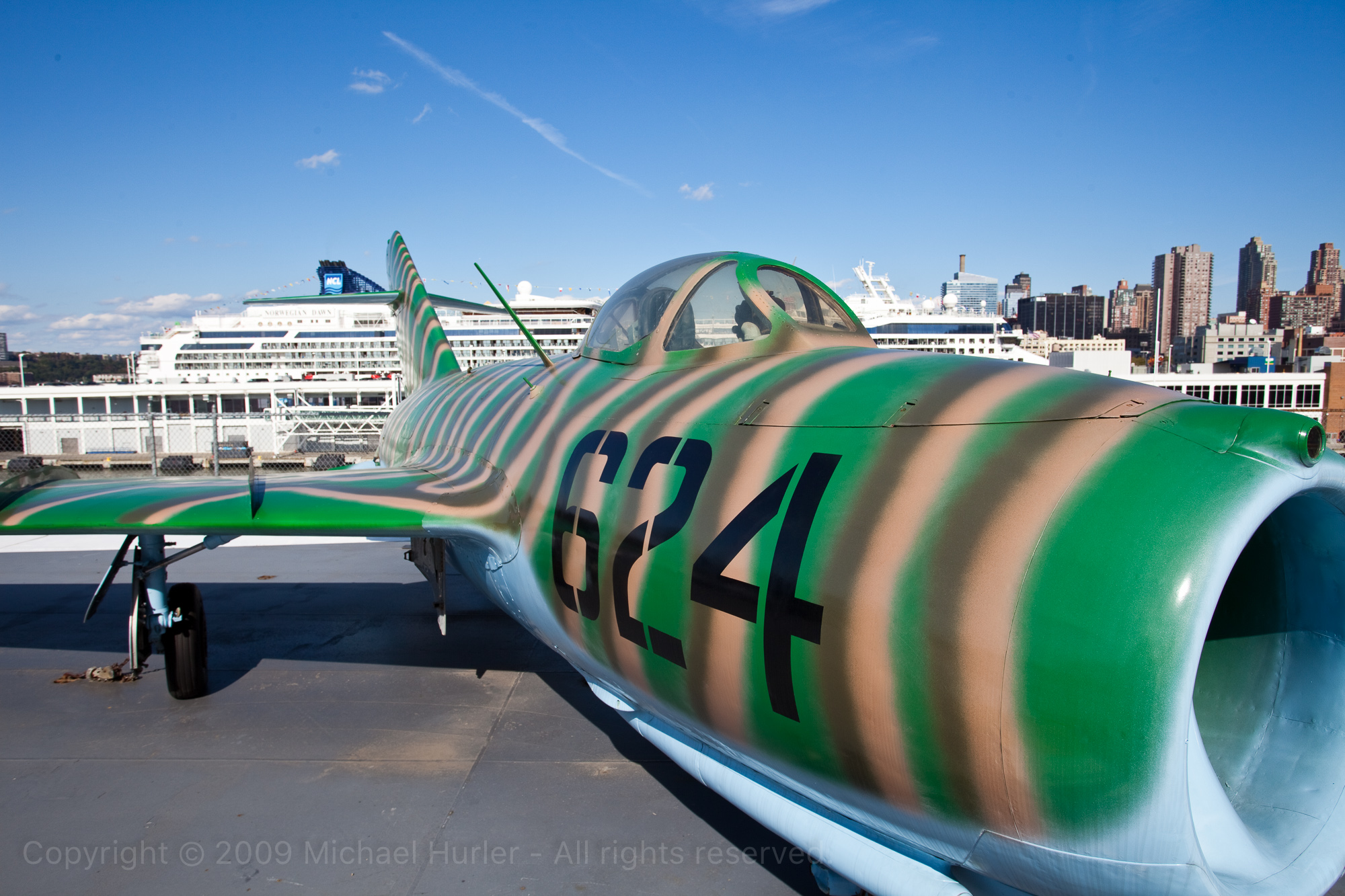 11.10.2009, New York und Chicago, Auf der USS Intrepid