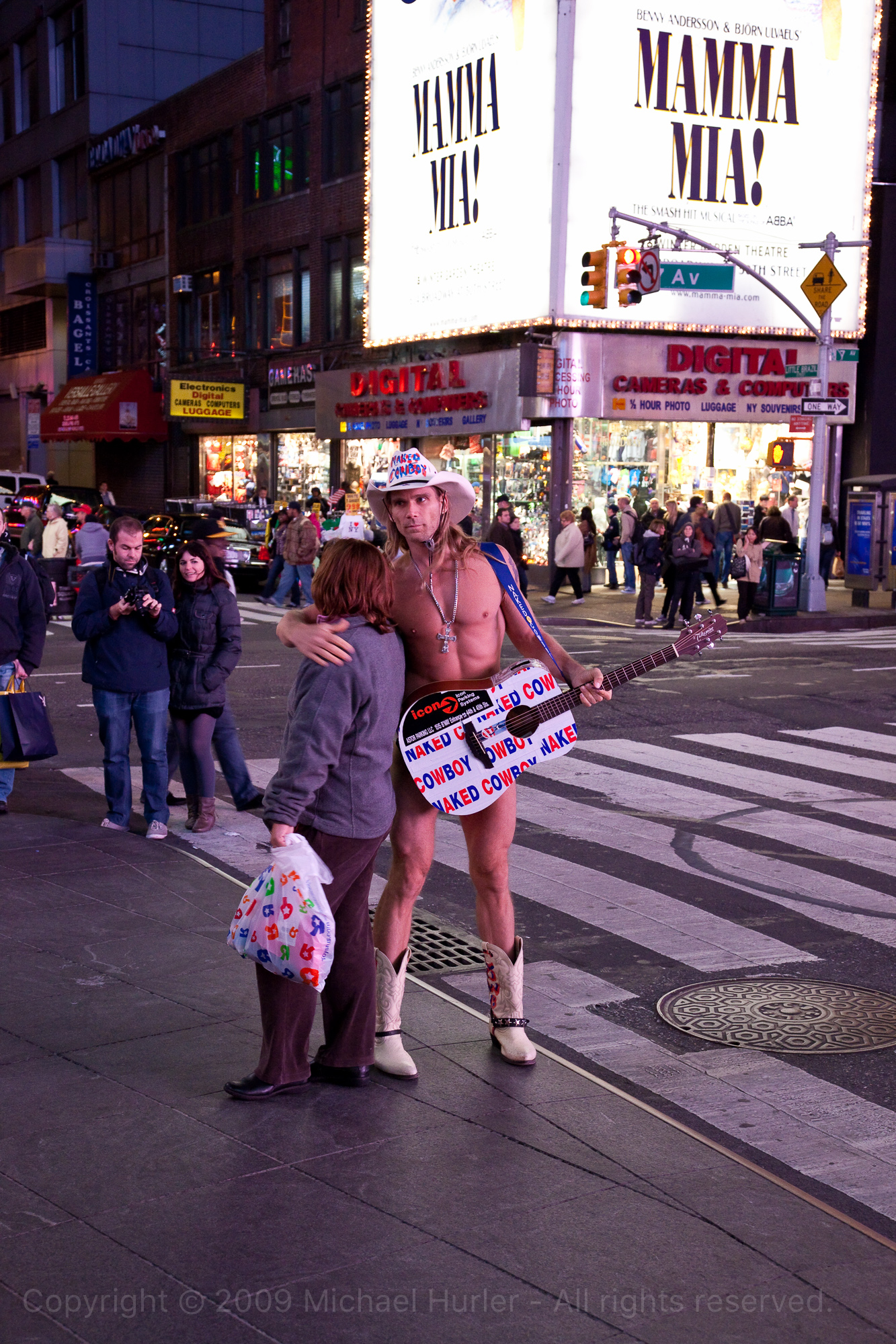 13.10.2009, New York und Chicago, Am Times Square by Night